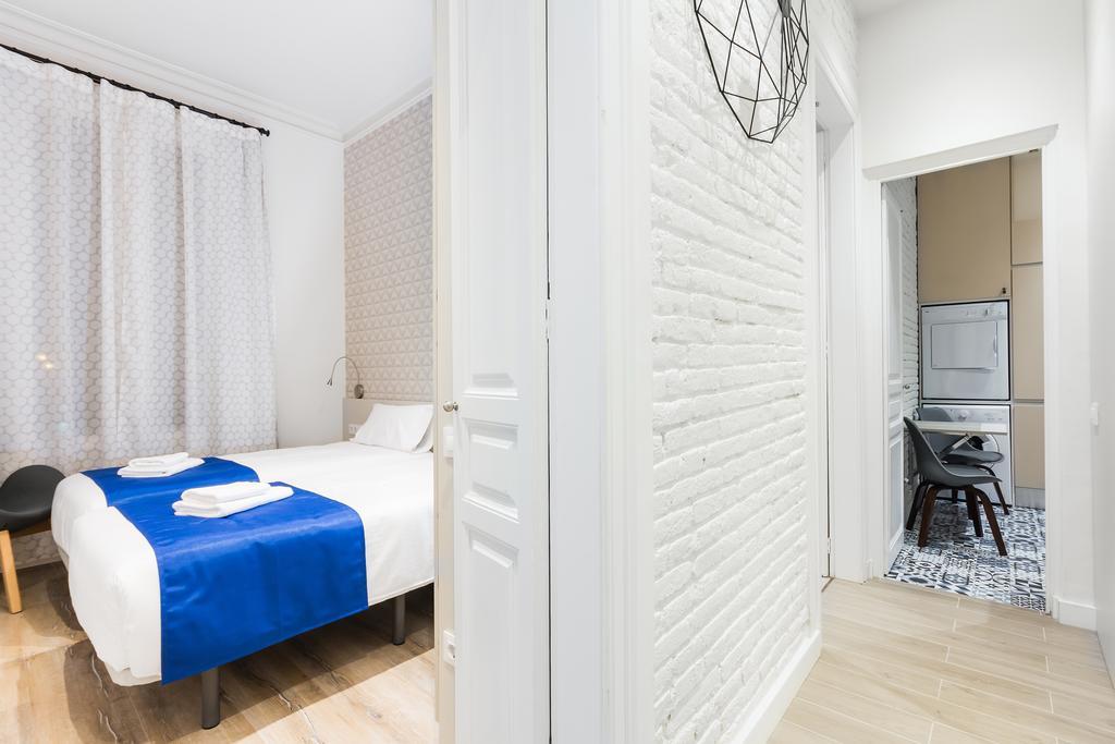 Barcelona Apartments Marina 124 Ngoại thất bức ảnh
