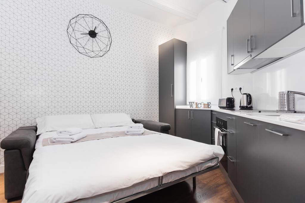 Barcelona Apartments Marina 124 Ngoại thất bức ảnh