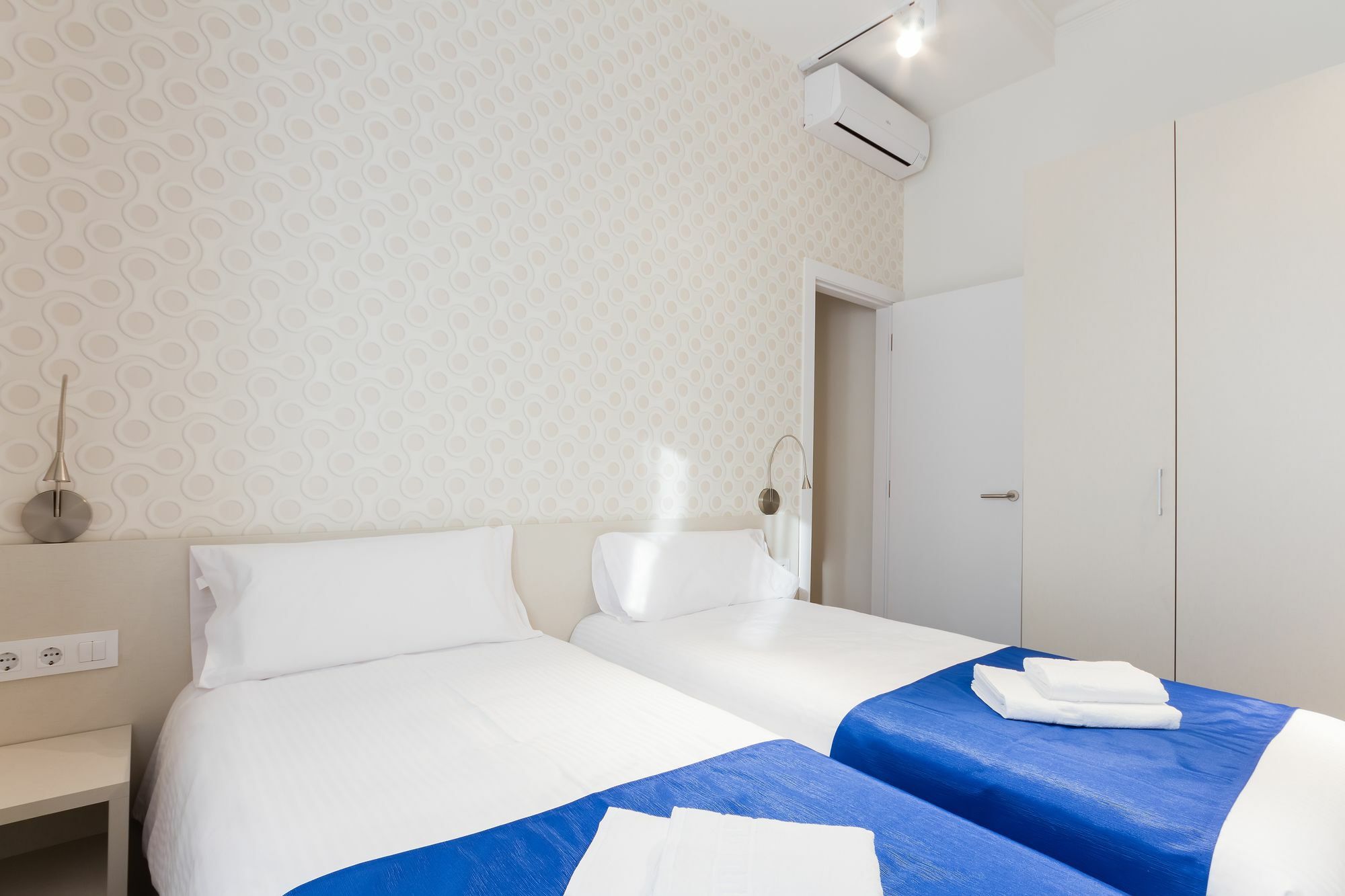 Barcelona Apartments Marina 124 Ngoại thất bức ảnh